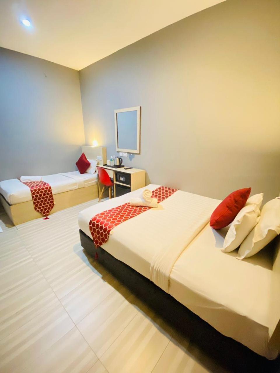 DJ Citi Inn Premier Kuala Terengganu Exterior foto